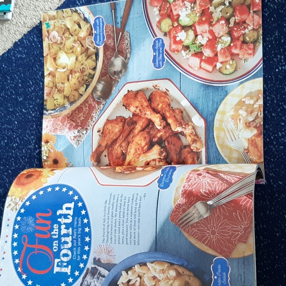 Bundle of Magazines - Picture 14 of 16